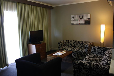 Quality Hotel Dickson - eAccommodation 21