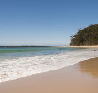 Mollymook Beachfront Penthouse 9 - eAccommodation