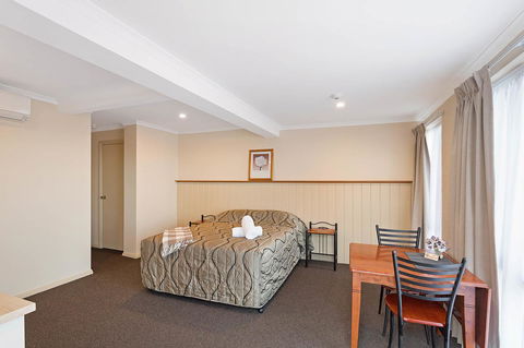 Heritage House Motel & Units - eAccommodation 3