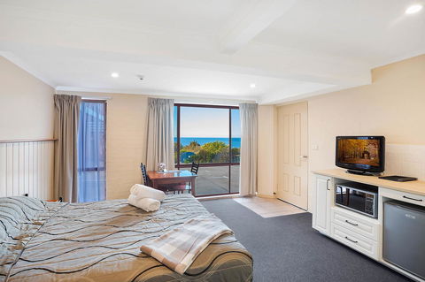 Heritage House Motel & Units - eAccommodation 1