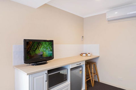 Heritage House Motel & Units - eAccommodation 4