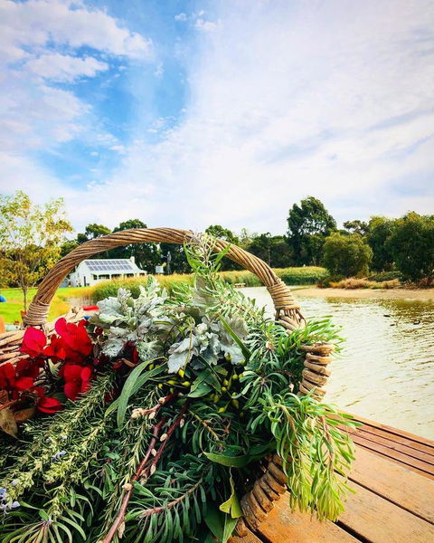 The Lake House Retreat - eAccommodation 24