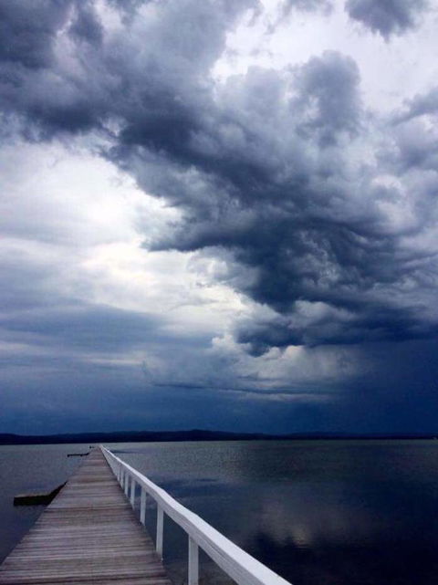 Lakeside Waterfront Apartment The Entrance - eAccommodation 26