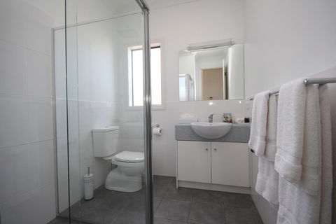 Wallaroo Marina Apartments - eAccommodation 29