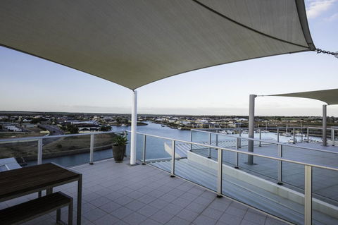 Wallaroo Marina Apartments - eAccommodation 34