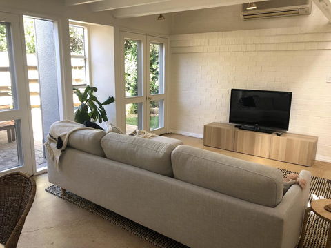 The Loft - Beautiful Central Barossa Apartment - eAccommodation 1