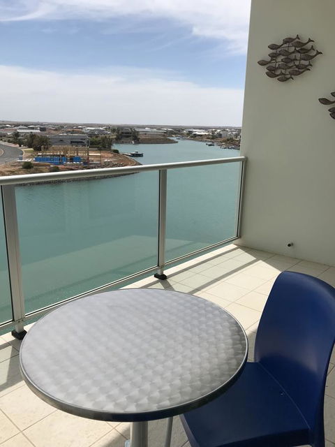 Ocean View Luxury Apartment & Suite - eAccommodation 6