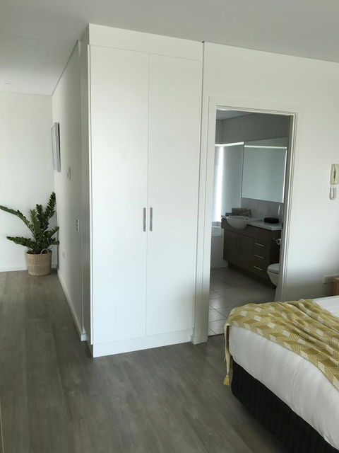 Ocean View Luxury Apartment & Suite - eAccommodation 10