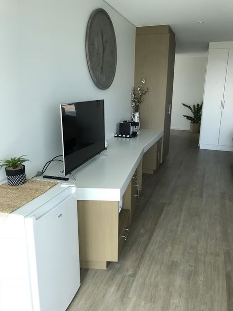 Ocean View Luxury Apartment & Suite - eAccommodation 31