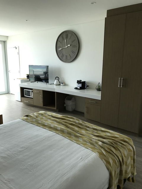 Ocean View Luxury Apartment & Suite - eAccommodation 14