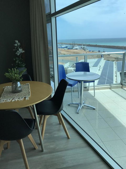 Ocean View Luxury Apartment & Suite - eAccommodation 9