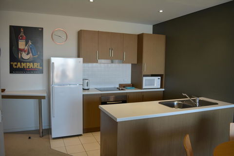 Wallaroo Marina Luxury Apartment - eAccommodation 12