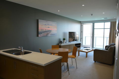 Wallaroo Marina Luxury Apartment - eAccommodation 13