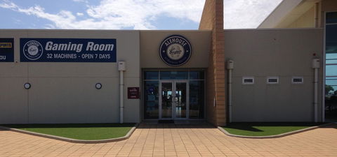 Wallaroo Marina Luxury Apartment - eAccommodation 14