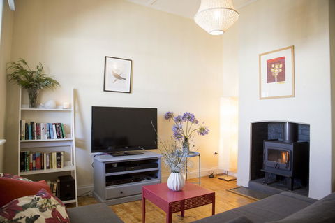 Wayfarers Cottage - eAccommodation 1