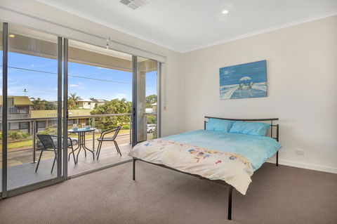 Eastern Breeze - eAccommodation 29