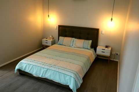 The Purple Door On Seaview - eAccommodation 10