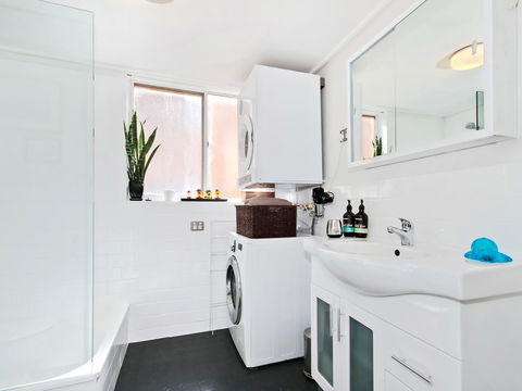 Monaco Court Apartment Adelaide - eAccommodation 8