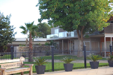Barossa Valley Apartments - eAccommodation 1