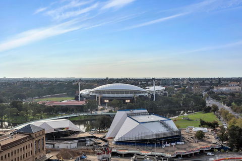 Stamford Plaza Adelaide - eAccommodation 12