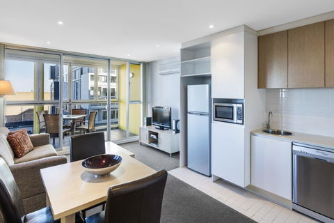 IStay Precinct Adelaide - eAccommodation 16