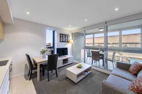 IStay Precinct Adelaide - eAccommodation 28