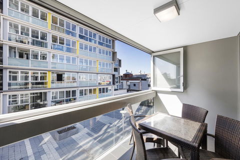 IStay Precinct Adelaide - eAccommodation 4
