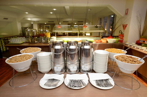 Ibis Styles Adelaide Grosvenor - eAccommodation 9