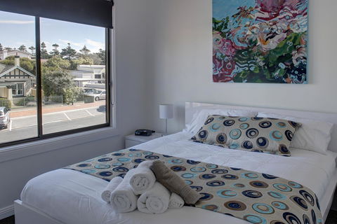 Aart Apartments - eAccommodation 25