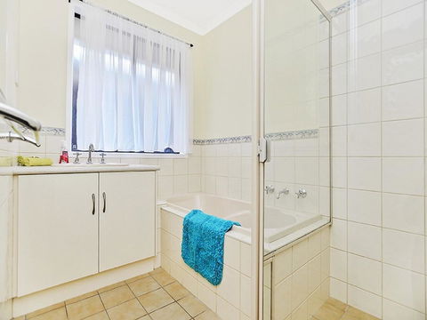 Lakeside - Encounter Bay - eAccommodation 13