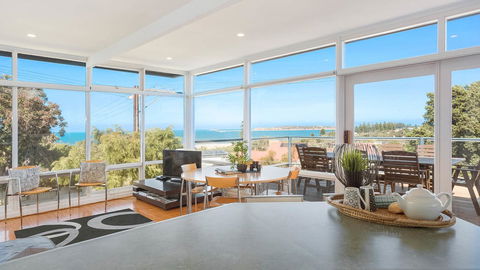 Victor Apartments - eAccommodation 16