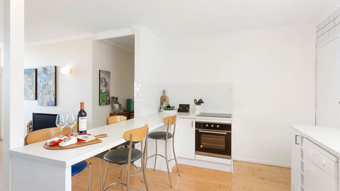 Victor Apartments - eAccommodation 17