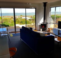 Coorong Waterfront Retreat - eAccommodation