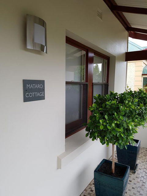 Mataro Cottage - eAccommodation 1