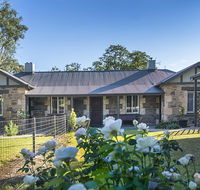 Stoneleigh Cottage Bed and Breakfast - eAccommodation