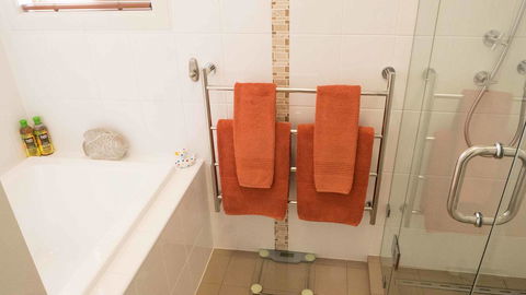 Rezare House Bed & Breakfast - eAccommodation 25