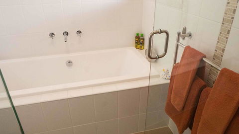 Rezare House Bed & Breakfast - eAccommodation 22