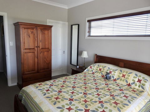 Rezare House Bed & Breakfast - eAccommodation 12