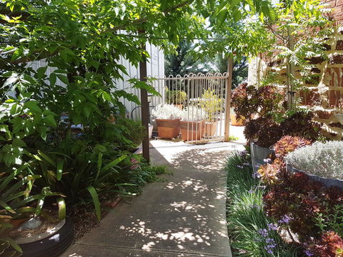 Little Para Cottage Tanunda - eAccommodation 12
