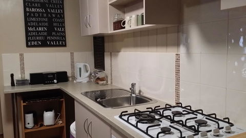 Little Para Cottage Tanunda - eAccommodation 7