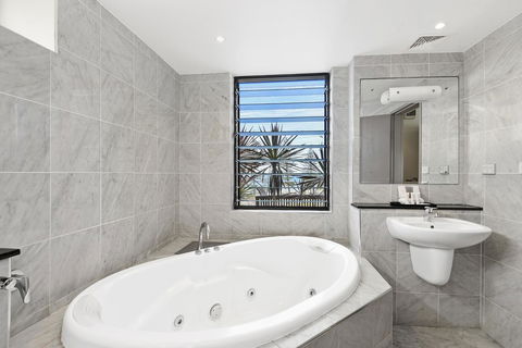 Ibis Styles Port Macquarie - eAccommodation 21
