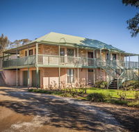 Lindsay House Homestead - eAccommodation
