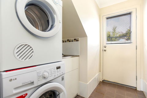 'Hope House' - Encounter Bay - eAccommodation 21