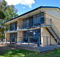 Longbeach Apartments - eAccommodation