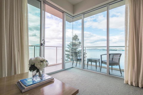 Port Lincoln Hotel - eAccommodation 12