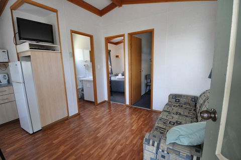 Beachside Holiday Park - eAccommodation 8