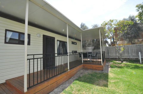 Beachside Holiday Park - eAccommodation 9