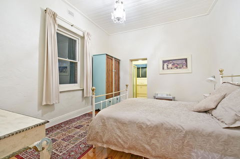 Vineyard Cottage BnB - eAccommodation 6