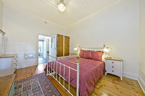 Vineyard Cottage BnB - eAccommodation 2