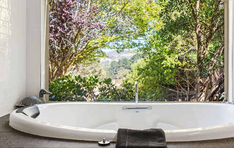 Adelaide Hills Retreats - eAccommodation 11